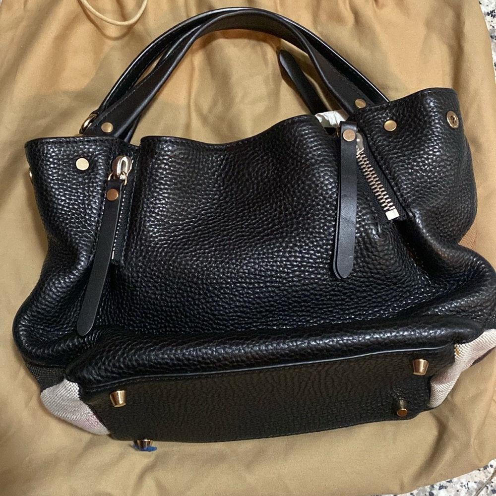 NWT Burberry leather handbag